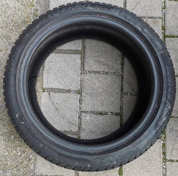 4x 225/45R19 96V PIRELLI SOTTOZERO 3 WINTERREIFEN RUNFLAT #8091 – Bild 5