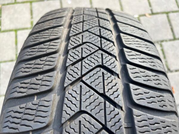 1x 225/50R18 95H PIRELLI SOTTOZERO 3 WINTERREIFEN RUNFLAT #8452 – Bild 2