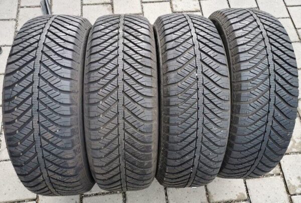 4x 215/60R17 96V GOODYEAR GANZJAHRESREIFEN 2014/2015 #5006