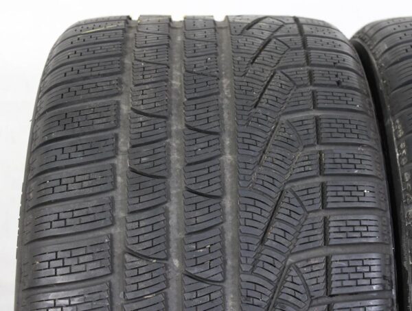 2x 295/35R19 100V PIRELLI WINTERREIFEN 5,5-6MM 2013 N0 #1J0E – Bild 3