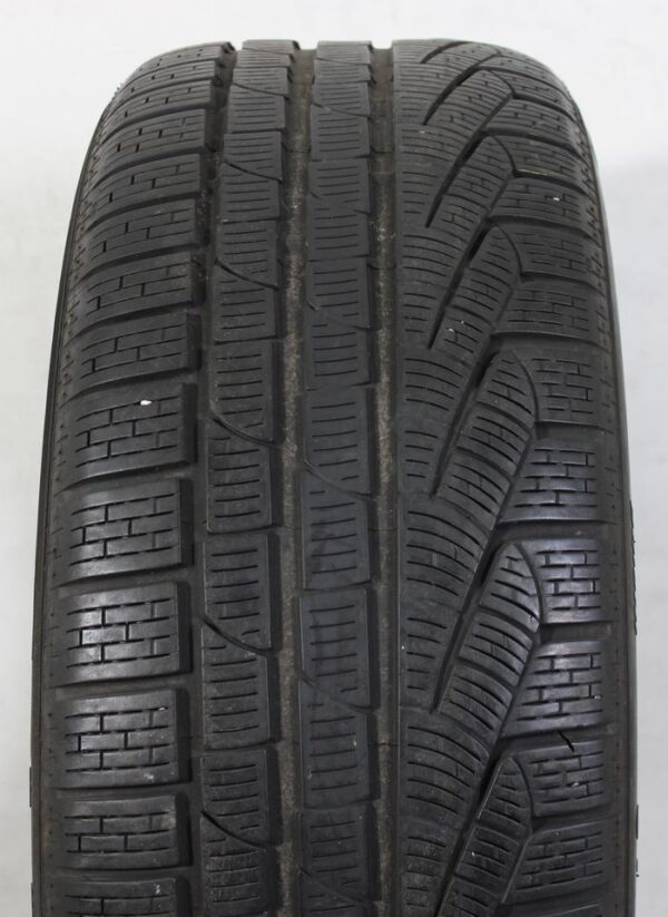 1x 245/45R19 102V PIRELLI WINTERREIFEN RUNFLAT 2014 * #1MIB – Bild 2
