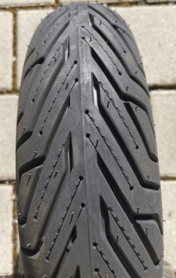 1 X 110/70-11 45L MICHELIN CITY GRIP 2 MOTORRAD NEU 2022 – Bild 2