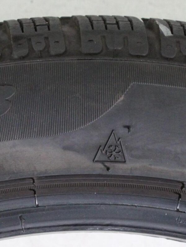 1x 235/45R18 94V PIRELLI SOTTOZERO WINTERREIFEN 6,5-7MM #1BOX – Bild 4