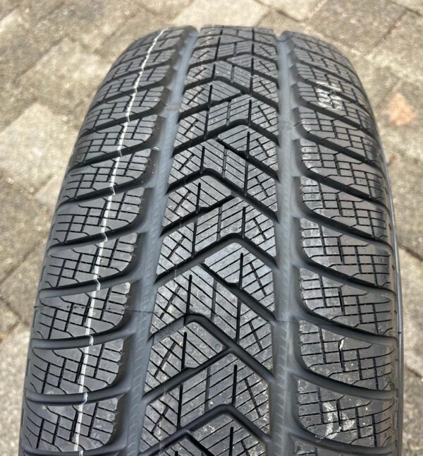 1 x 235/65R17 104H PIRELLI SCORPION WINTER WINTERREIFEN NEU #1Q8W – Bild 2