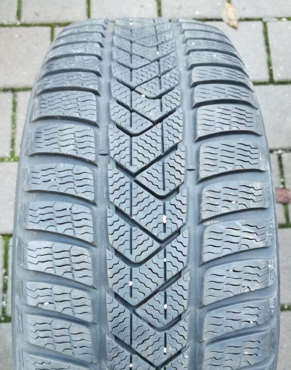 1x 225/50R18 95H PIRELLI SOTTOZERO 3 WINTERREIFEN RUNFLAT #9389 – Bild 2