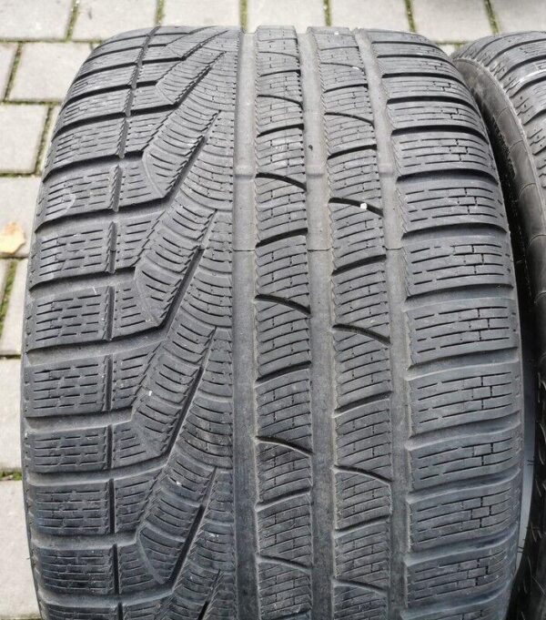2x 295/35R19 100V PIRELLI SOTTOZERO 2 WINTERREIFEN 2012 #5794 – Bild 2