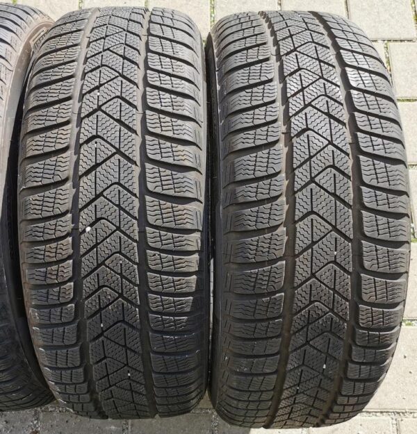 4x 225/45R19 96V PIRELLI SOTTOZERO 3 WINTERREIFEN RUNFLAT #7977 – Bild 3