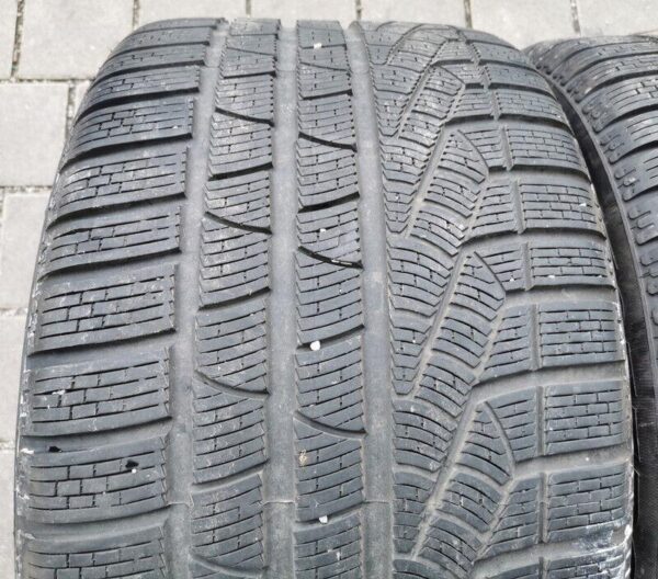 2x 295/35R19 100V PIRELLI SOTTOZERO 2 WINTERREIFEN 2013 #4965 – Bild 2