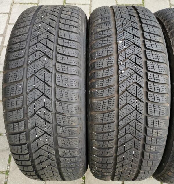 4x 225/45R19 96V PIRELLI SOTTOZERO 3 WINTERREIFEN RUNFLAT #8091 – Bild 2