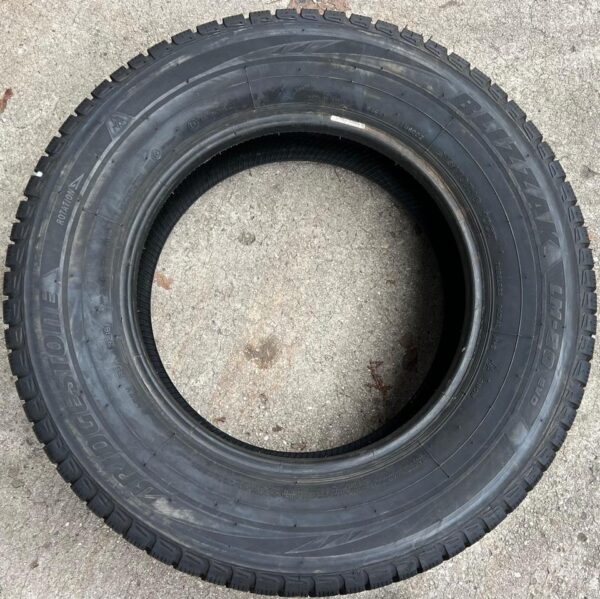 1x 215/70R16 100T BRIDGESTONE BLIZZAK LM80 EVO 7,5MM 2018 #1TCK – Bild 2