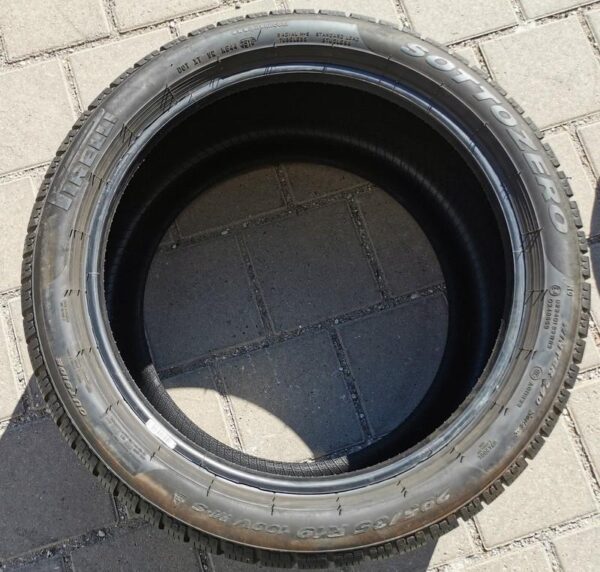 1x 295/35R19 100V PIRELLI WINTERREIFEN 6-6,5MM 2018 N0 #1886 – Bild 3