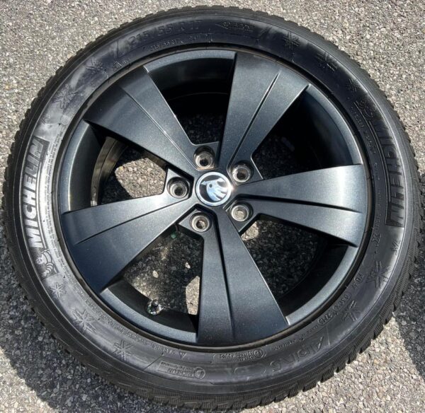 1 X ORIGINAL 17" ALUFELGE SKODA SUPERB 3V 3V0601025AS  #1N0H