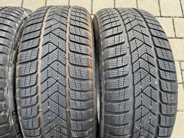 4x 225/45R19 96V PIRELLI SOTTOZERO 3 WINTERREIFEN RUNFLAT #3992 – Bild 3