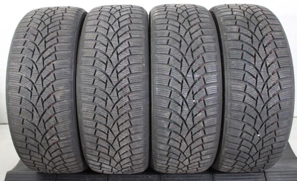 4x 225/45R18 95V TOYO OBSERVE WINTERREIFEN 2020 FREIHAUS #1RHE