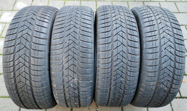 4x 225/45R19 96V PIRELLI SOTTOZERO 3 WINTERREIFEN RUNFLAT #9387