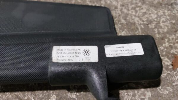 LADERAUM ABDECKUNG KOFFERRAUMABDECKUNG VW T5 T6 MULTIVAN – Bild 2