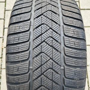 1x 255/40R18 99V PIRELLI SOTTOZERO 3 WINTERREIFEN RUNFLAT #3922
