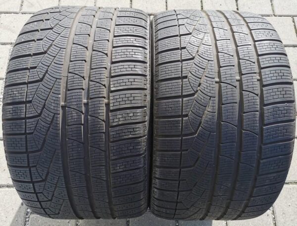 2x 295/30R19 100V PIRELLI SOTTOZERO 2 N1 WINTERREIFEN #4860