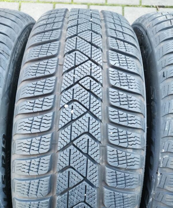 4x 225/45R19 96V PIRELLI SOTTOZERO 3 WINTERREIFEN RUNFLAT #9387 – Bild 4