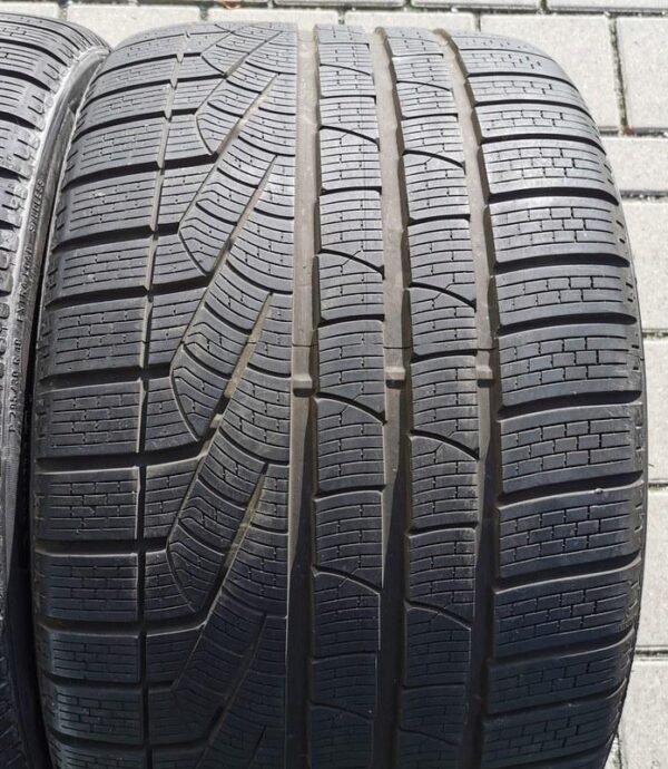 2x 295/30R19 100V PIRELLI SOTTOZERO 2 N1 WINTERREIFEN #4860 – Bild 3