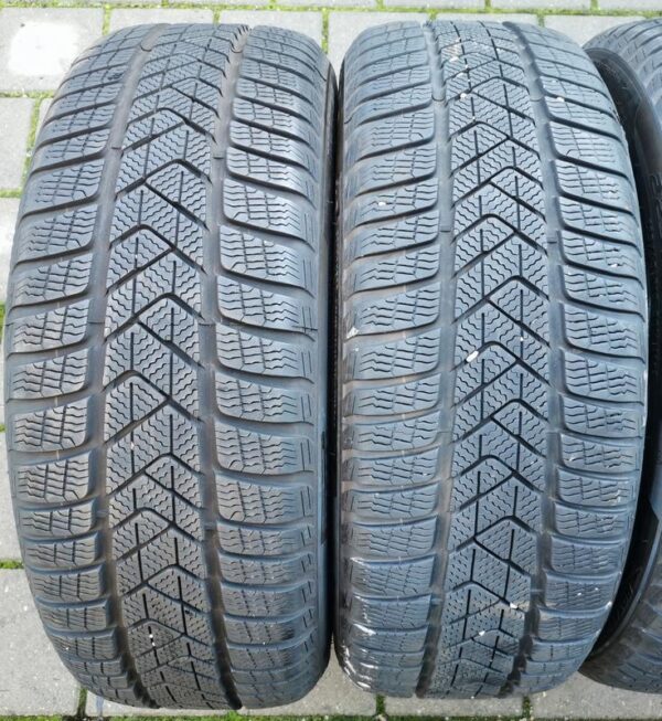 4x 225/45R19 96V PIRELLI SOTTOZERO 3 WINTERREIFEN RUNFLAT #9387 – Bild 3