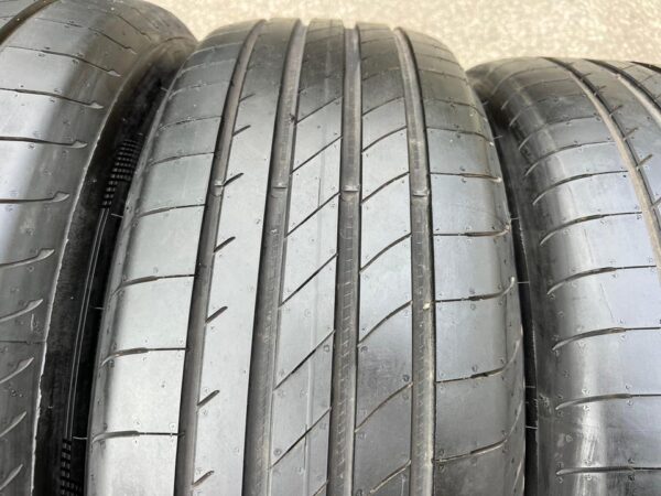 4 SOMMERRÄDER ID BUZZ 235/60R18 103T 255/55R18 105T GOODYEA #1KIA – Bild 10