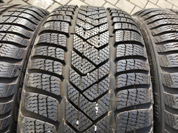 4x 225/40R18 92V PIRELLI SOTTOZERO 3 WINTERREIFEN RUNFLAT #1219 – Bild 4