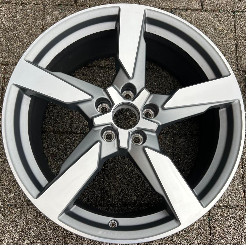 1 X ORIGINAL 19" ALUFELGE FELGE AUDI TT TTS 8S 8S0601025AA #1YSE
