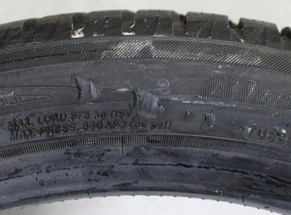 4x 275/35R21 103W YOKOHAMA WINTERREIFEN 7-7,5MM 2024 XL #1S2H – Bild 6