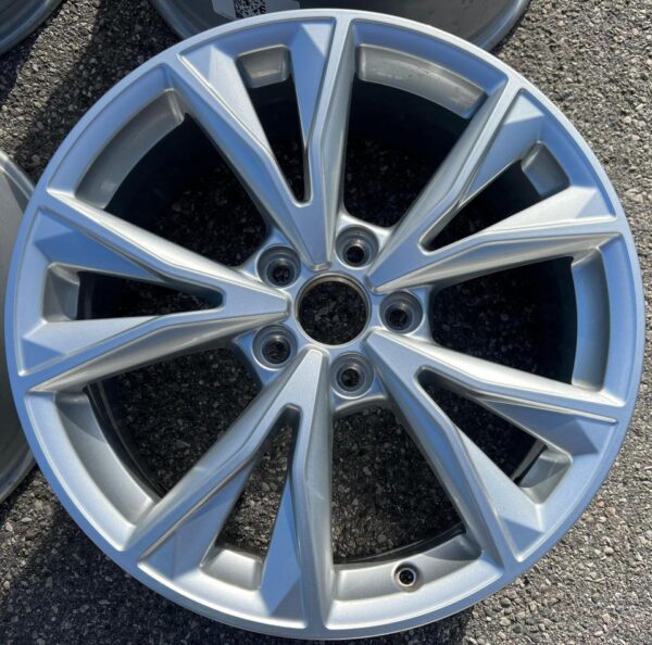 4 ORIGINAL 18" ALUFELGEN FELGEN AUDI Q3 F3 83A601025K 7x18  #1EZI – Bild 2