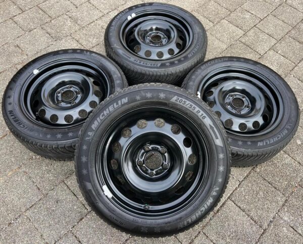 4 WINTERRÄDER PEUGEOT 308 308SW 308CC 205/55R16 91H MICHELI #1R7J