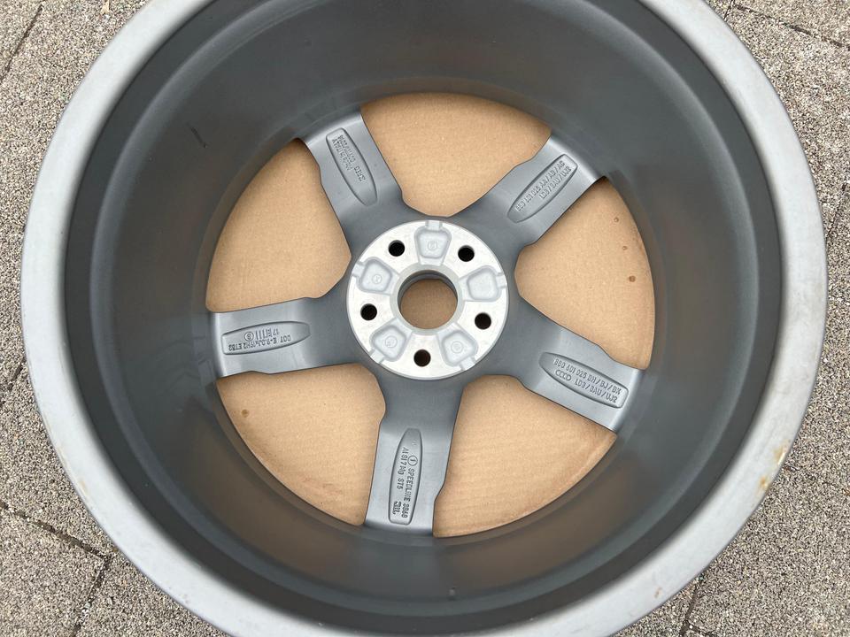 1 X ORIGINAL 19" ALUFELGE FELGE AUDI TT TTS 8S 8S0601025AA #1YIF – Bild 3
