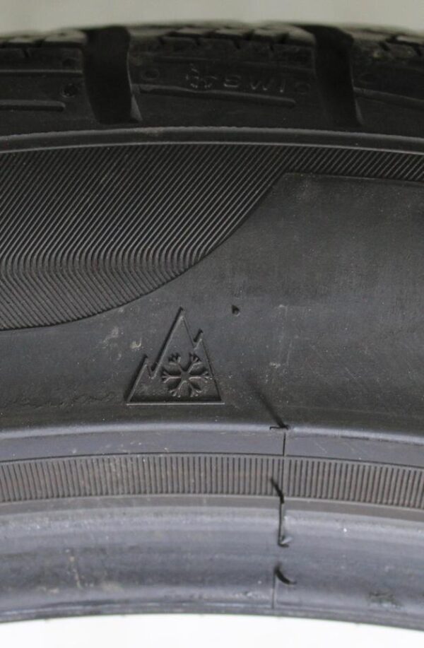 2x 265/40R21 105W 2x 305/35R21 109W PIRELLI WINTERREIFEN #1U8D – Bild 7