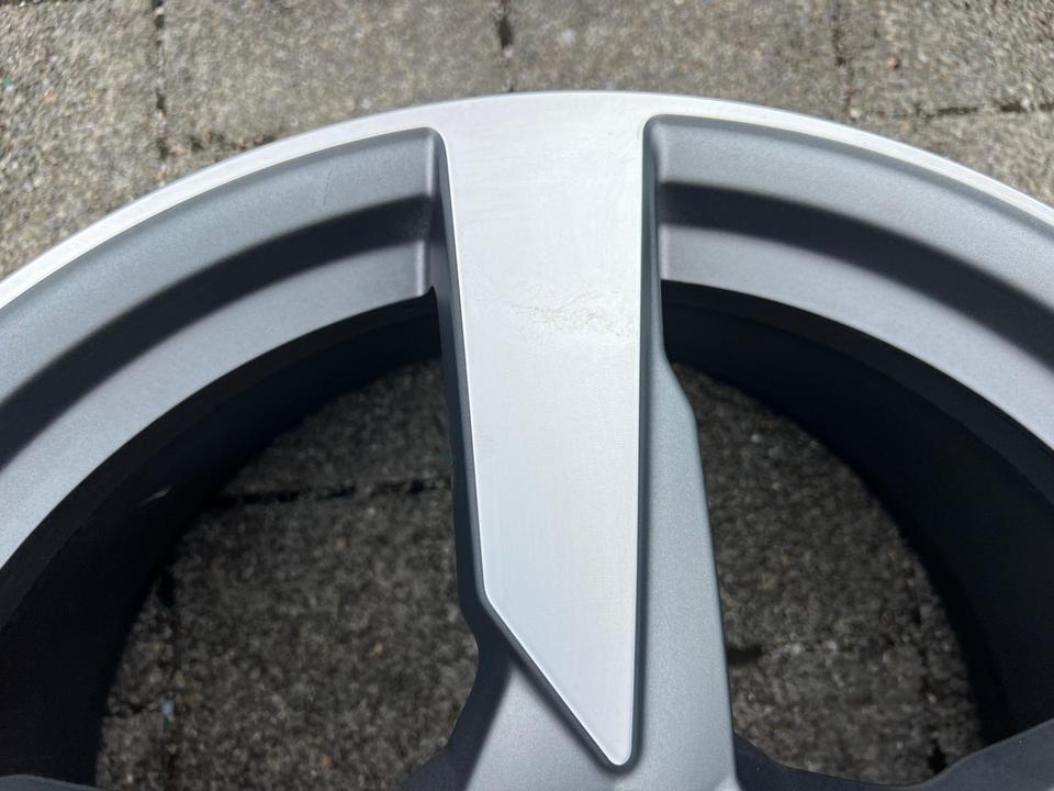 1 X ORIGINAL 19" ALUFELGE FELGE AUDI TT TTS 8S 8S0601025AA #1Y5C – Bild 2