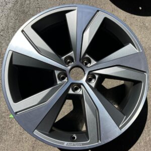 1 X ORIGINAL 19" ALUFELGE FELGE AUDI Q2 GA GAB 81A601025AN #1YHG
