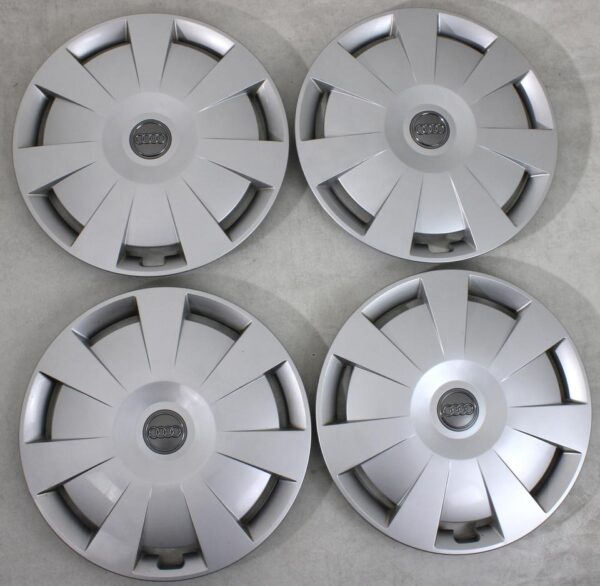 4 ORIGINAL 16" KUNSTSTOFFRADKAPPEN 8V0601147C FREIHAUS #1JIZ