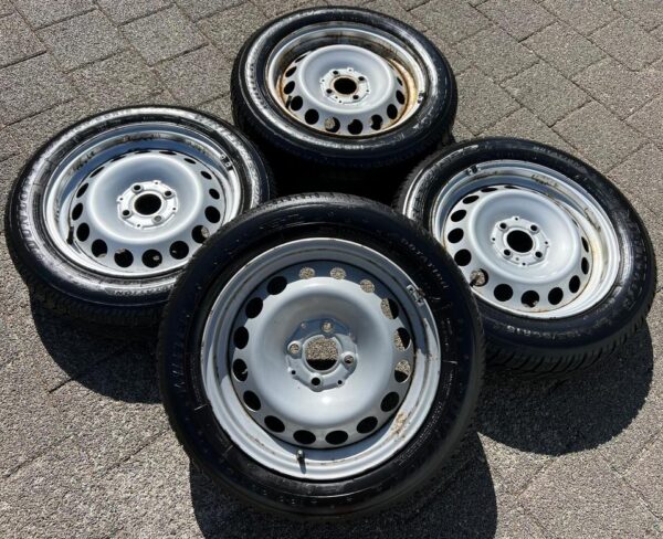 4 WINTERRÄDER 165/65R15 81T 185/60R15 84T SMART FORTWO W453 #1Y0Q