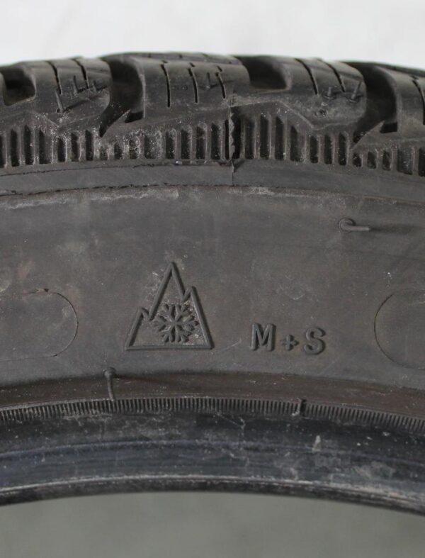 1x 235/40R18 95V MICHELIN PILOT ALPIN 5 MO1 WINTERREIFEN #1SVW – Bild 4
