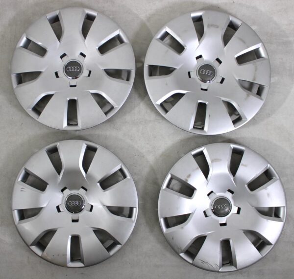 4 ORIGINAL 16" RADKAPPEN AUDI A4 8K B8 B81 8K0601147 16ZOLL #10KW