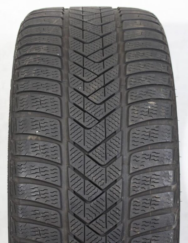 1x 255/40R18 99V PIRELLI SOTTOZERO 3 WINTERREIFEN RUNFLAT #1H8T – Bild 2