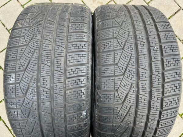 2x 255/40R18 95V PIRELLI WINTERREIFEN 7MM 2015 N1 #8724
