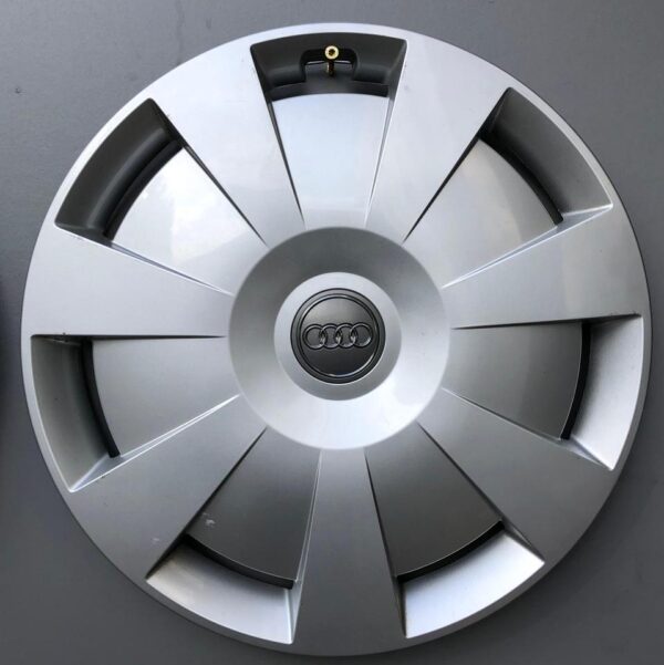 4 ORIGINAL 16" RADKAPPEN AUDI A3 A4 Q2 16 ZOLL RADBLENENDEN #1AUS – Bild 3