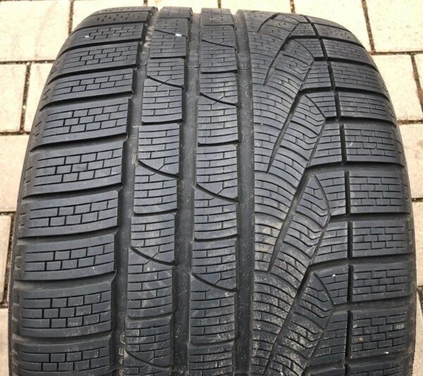 1x 295/30R19 100V PIRELLI SOTTOZERO 2 WINTERREIFEN N1 #1565