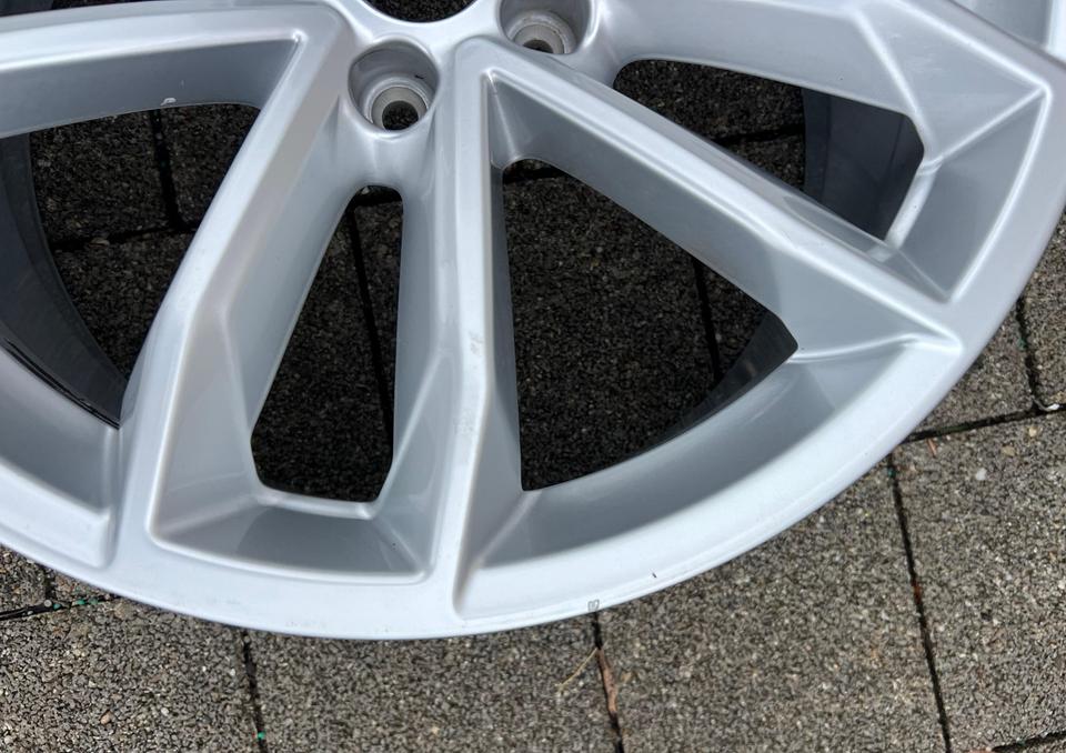 1 X ORIGINAL 19" ALUFELGE FELGE AUDI A5 S5 F9 8W 8W0601025D #1Z8B – Bild 2