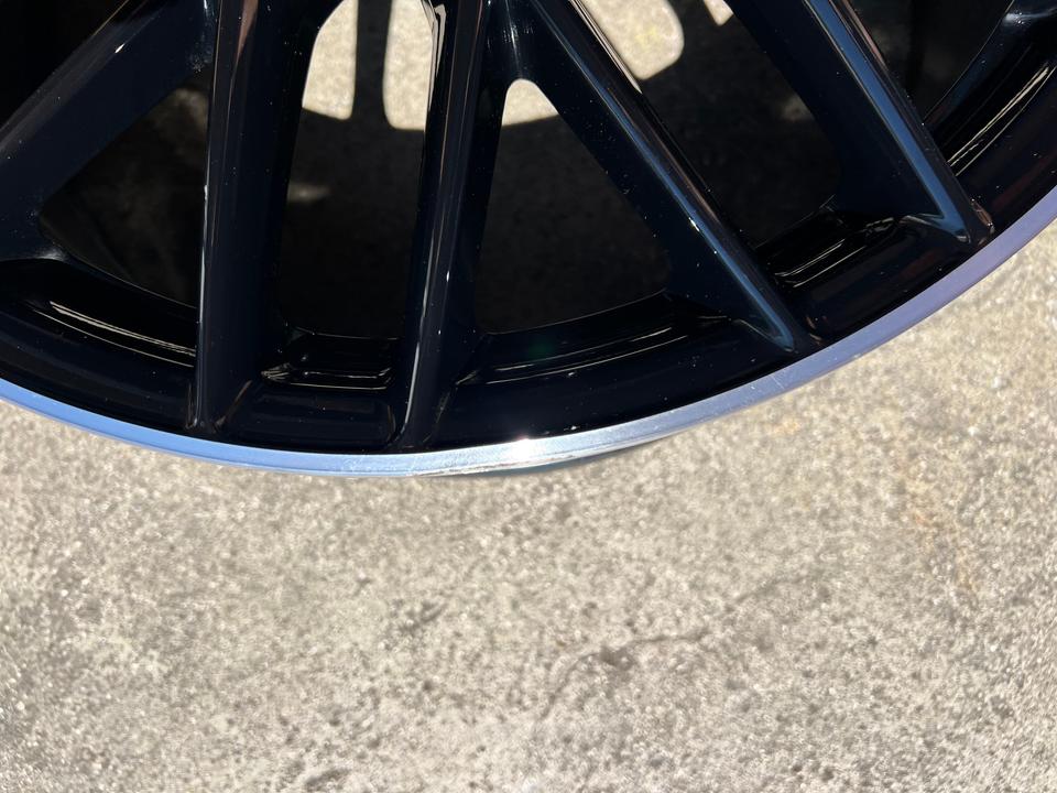 1 X ORIGINAL 19" ALUFELGE FELGE AUDI Q2 GA GAB 81A601025AB #1ZVC – Bild 2