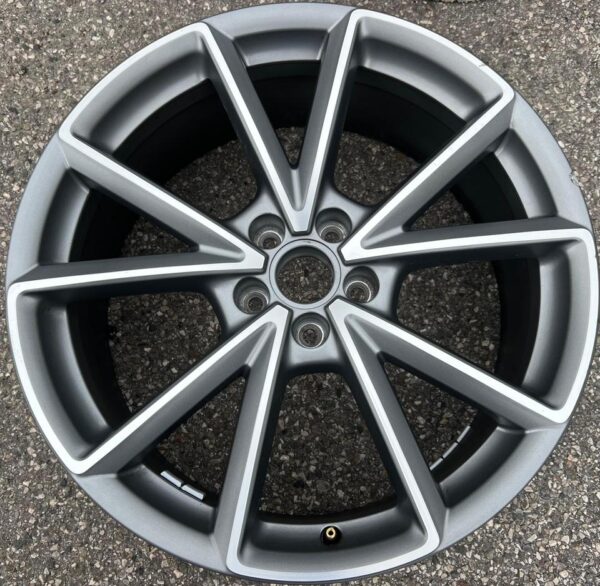 1X ORIGINAL 20" ALUFELGE AUDI Q3 8U 8U0601025AK 8,5X20 ET36 #1KXT