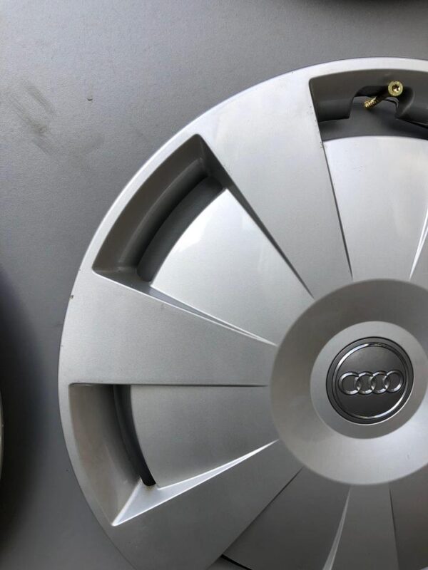 4 ORIGINAL 16" RADKAPPEN AUDI A3 A4 Q2 16 ZOLL RADBLENENDEN #1AUS – Bild 7