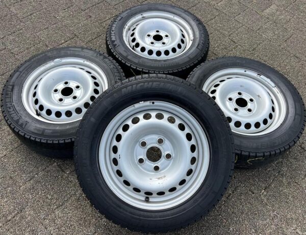 4 SOMMERRÄDER VW BUS T5 T6 205/65R16C 107/105T MICHELIN #1ZFY