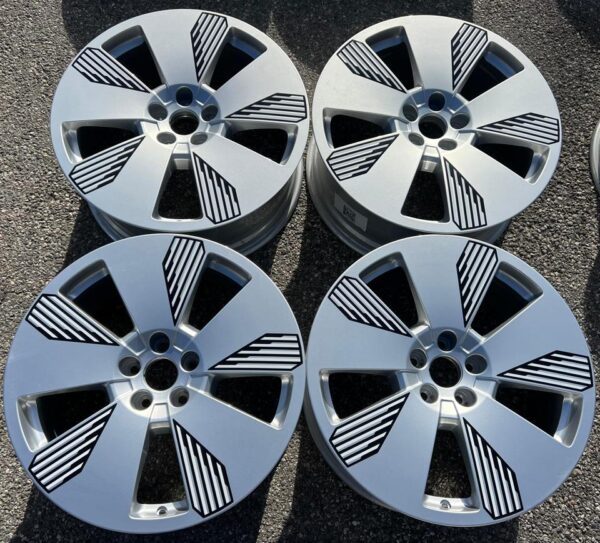 4 ORIGINAL 19" ALUFELGEN FELGEN AUDI E-TRON 4KE 4KE601025L  #1EZJ
