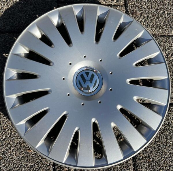 1X ORIGINAL 16" RADKAPPE VW TOURAN CADDY PASSAT 3C0601147B #1VNI